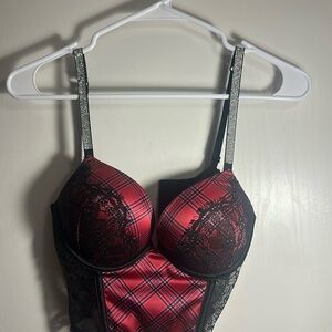 Victoria’s Secret bralette